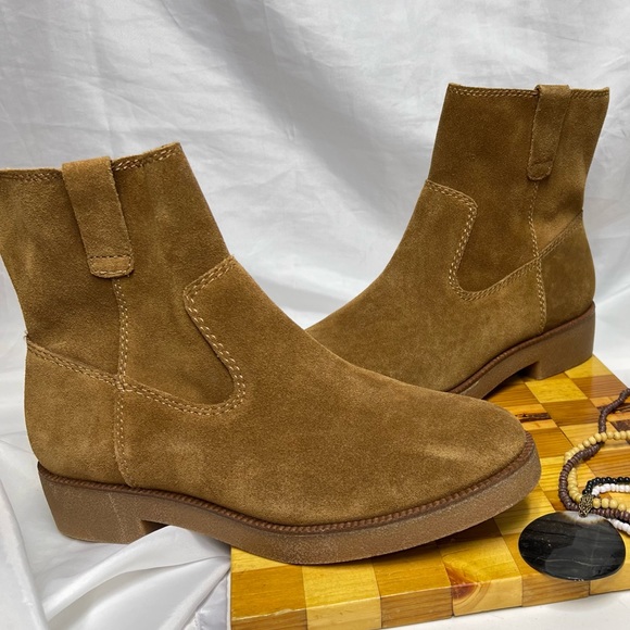 Lucky Brand Rhetty Soft Suede Leather Mid High Carmel Booties - NWOT! Si… - Picture 10 of 17